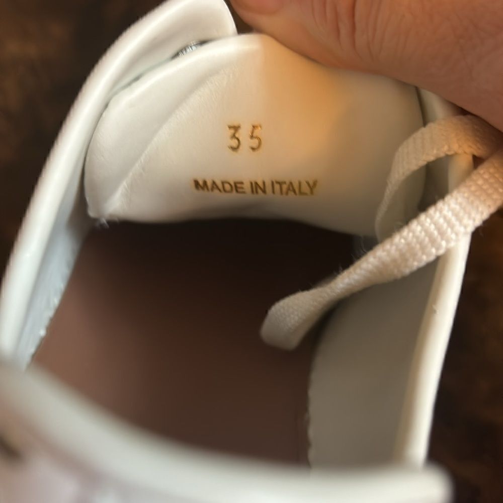 ALAÏA
White laser-cut leather sneaker size 35 / excellent - Picture 12 of 13